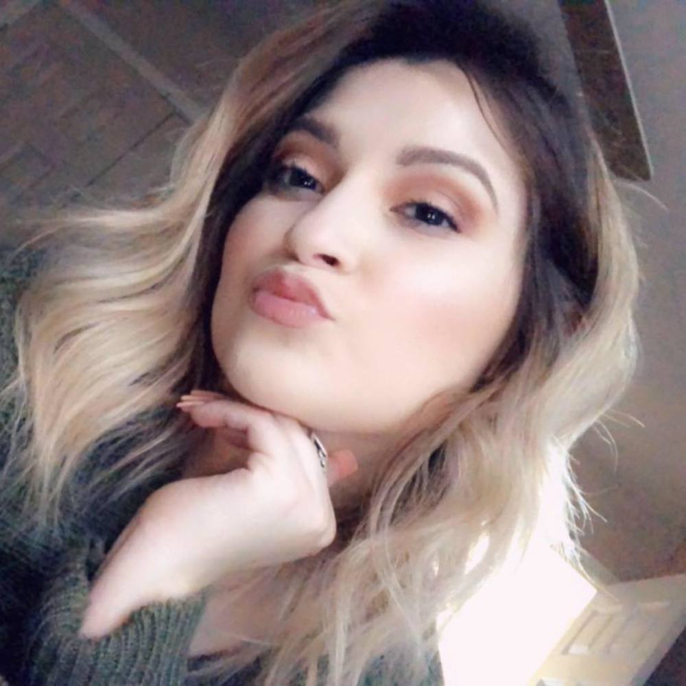Meet your Posher, Anastasia